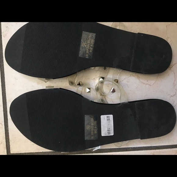 Studded sandals - Picture 3 of 3